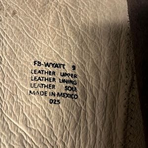 Free birds all leather boots